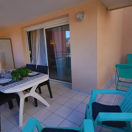 Apartment T2 Renove Avec Terrasse Et Piscine, Acces Direct A - Fr-1-472a-302 *